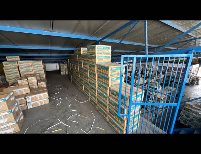 406M² WAREHOUSE TO LET IN SPARTAN